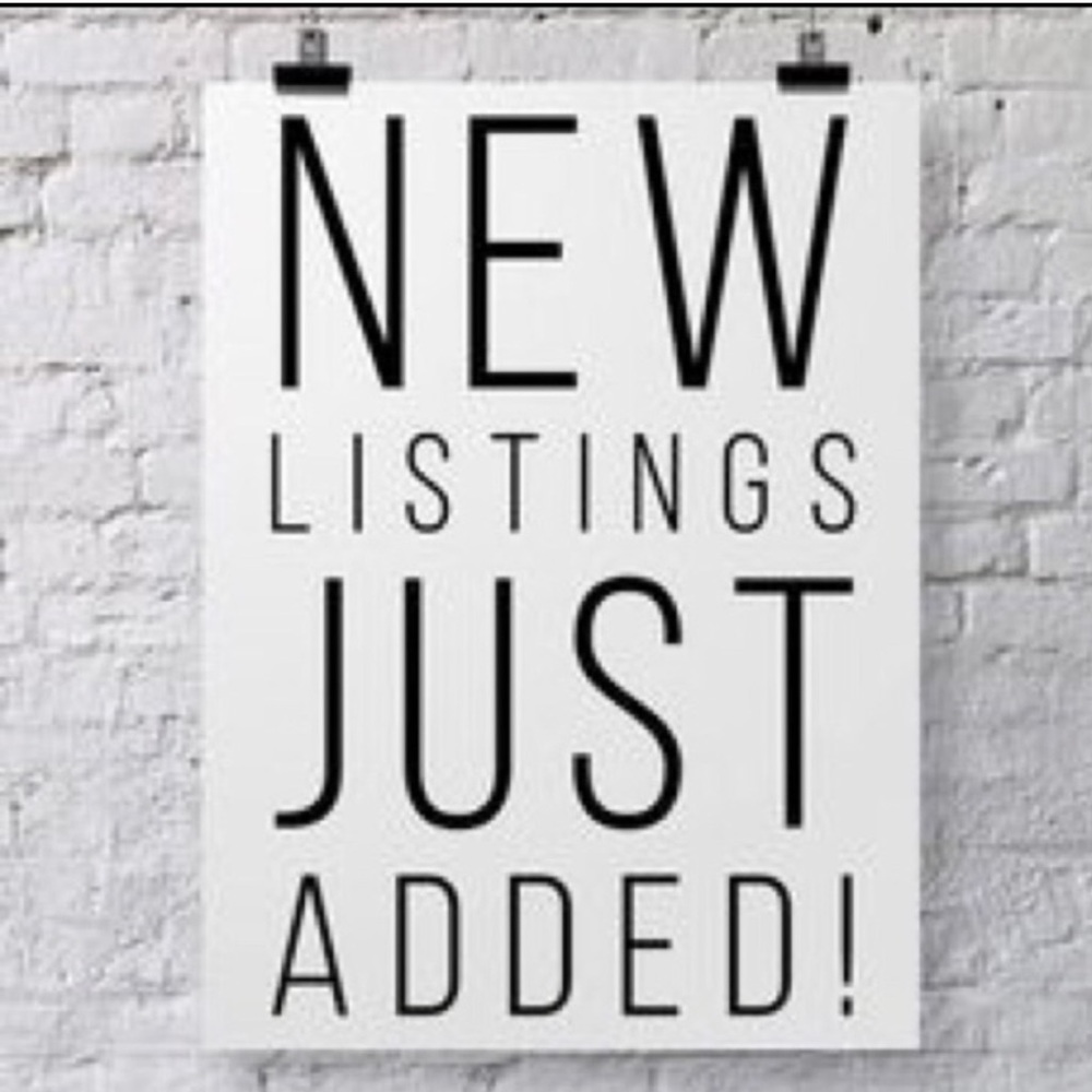 🚨Check out my closet tons of new listings! 🚨